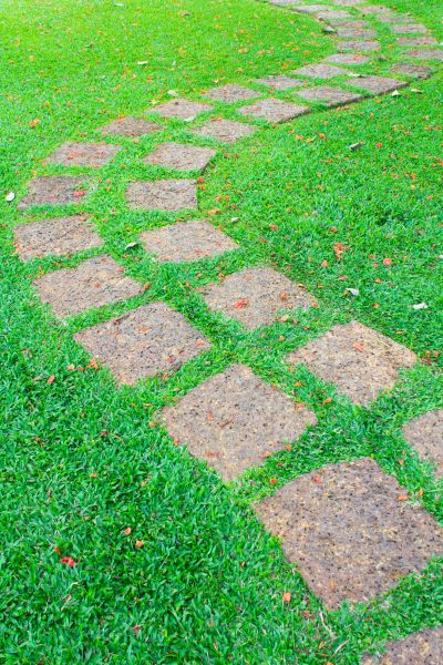 Backyard Pathway Construction in New Lenox